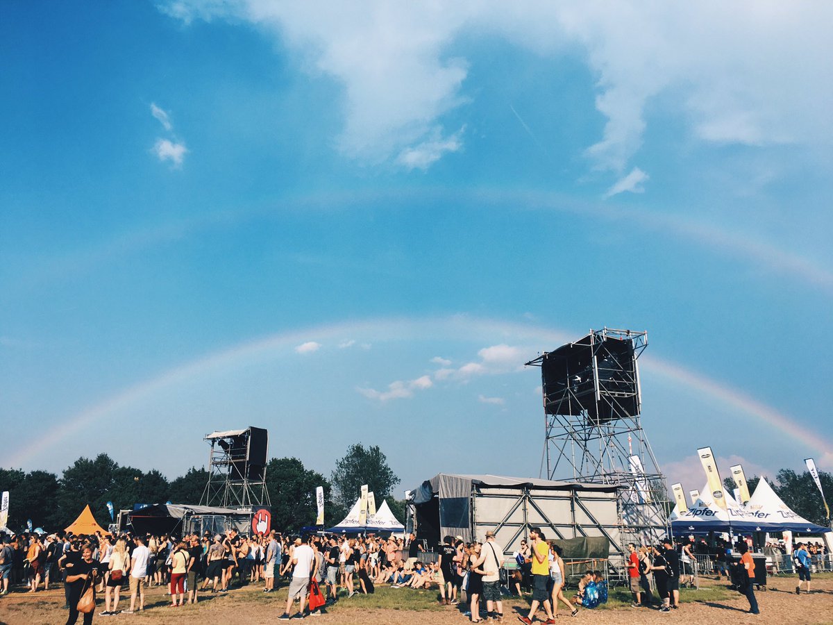 wienkonzert's tweet photo. regen + sonne = doppelregenbogen über der donauinsel #riv17 #riv2017 https://t.co/ddecfP13AJ