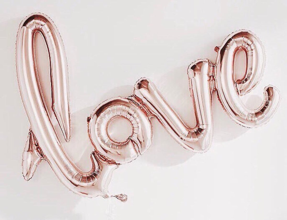 roxyjgranville's tweet photo. I'm so excited for today 😍 my big sister is getting married y'all! #miswedding https://t.co/qKpdPqtpu4