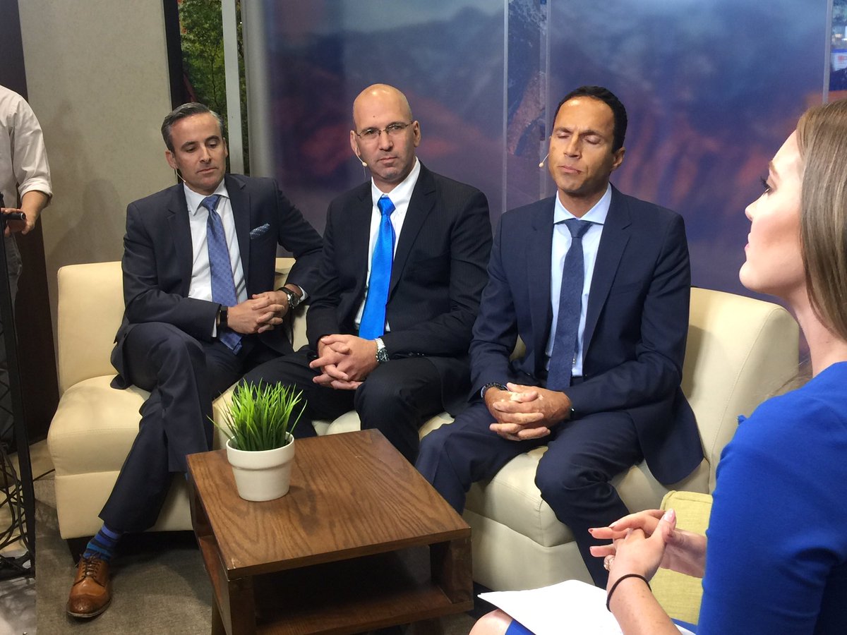 The journey of the patient path is fragmented. We're collaborating to solve this problem. @NAVICAN_ <a href="/PhilipsHealth/">Philips Healthcare</a> <a href="/illumina/">Illumina</a> #ASCO17