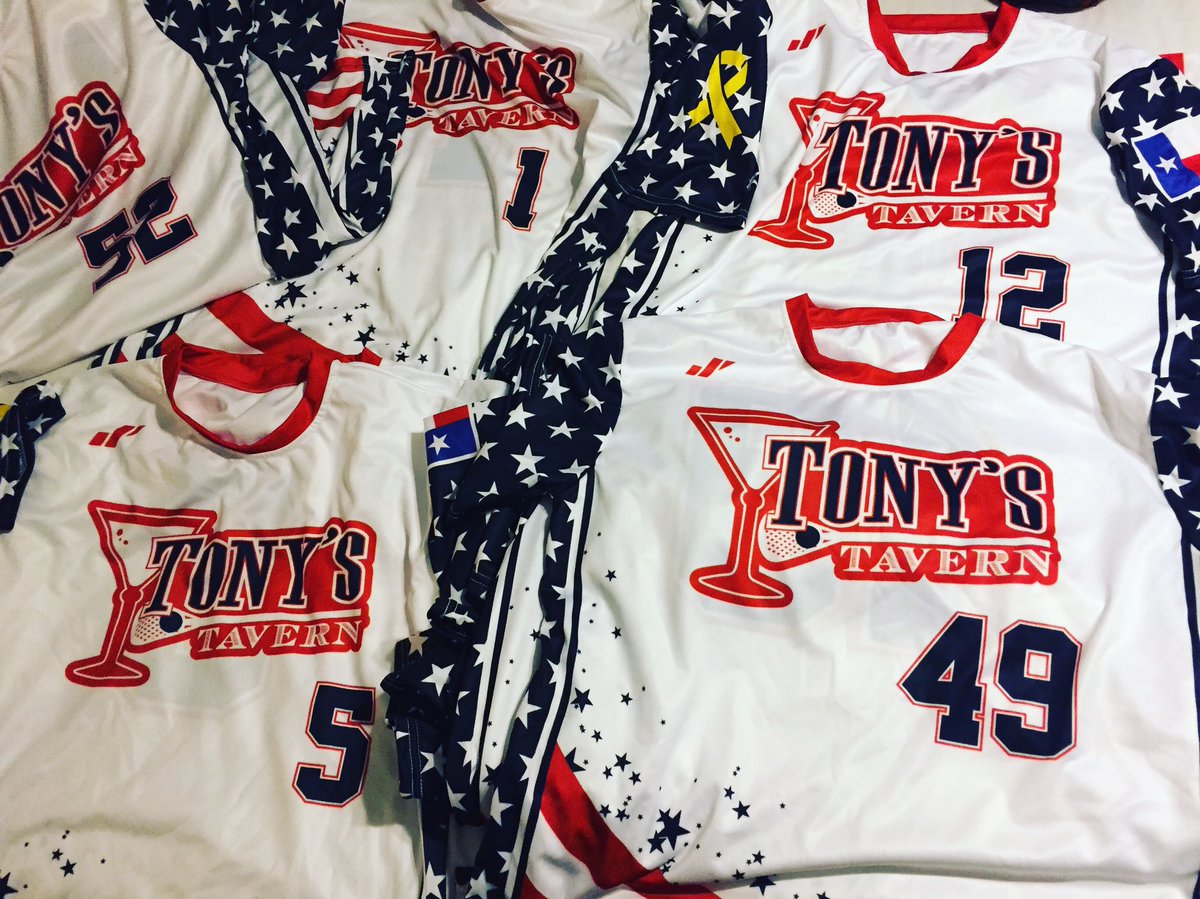 Tonystavernlax's tweet photo. Swag on swag https://t.co/Ia5rnNVwg7