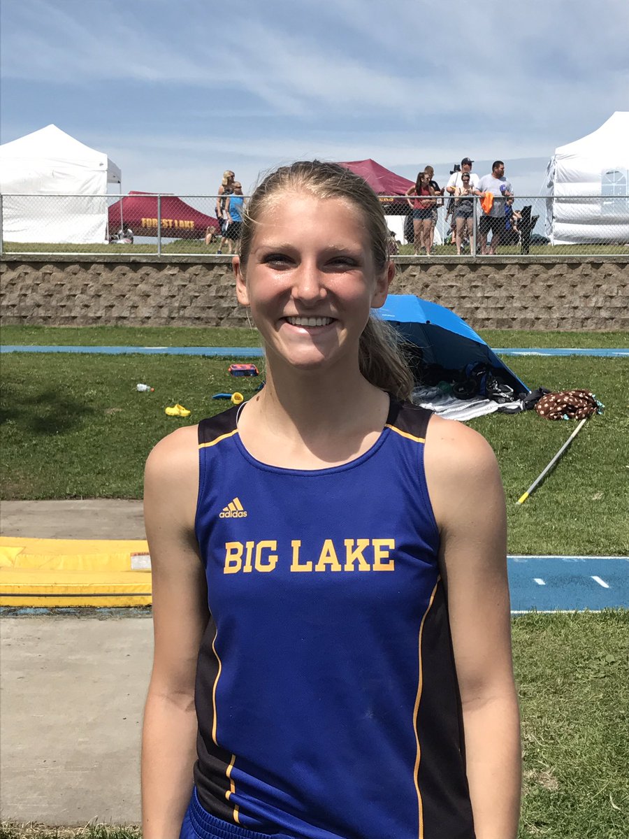 Congrats to Lindsay Maruska on auto qualifying for the state meet with a jump of37'2 in prelims She will take that into finals later today.
