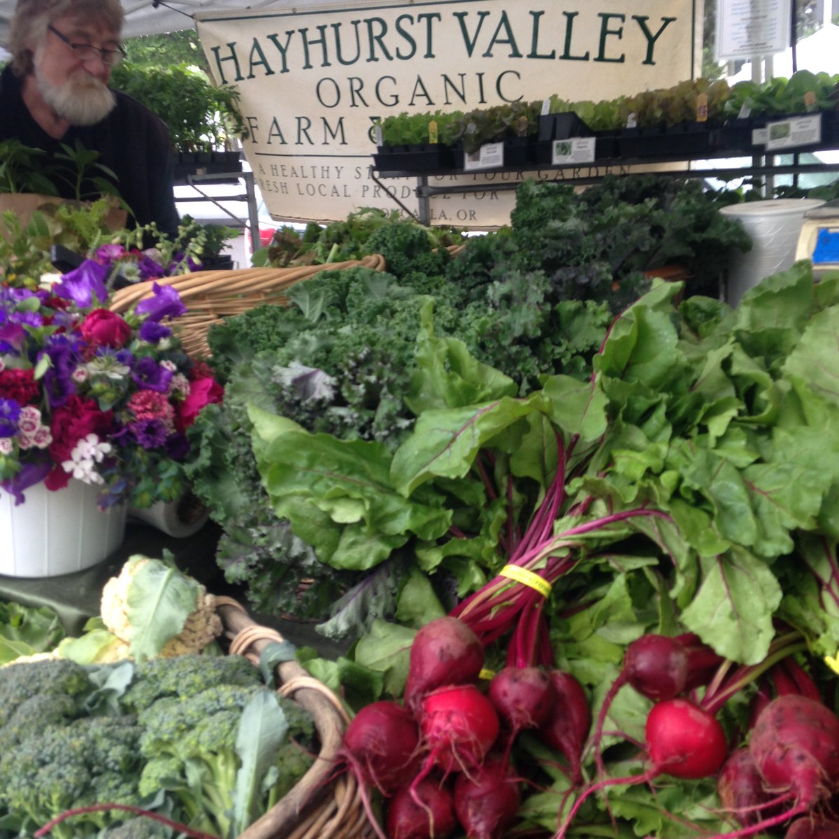 What’s for dinner tonight? Restock after the holiday weekend! 8th &amp; Oak St till 3pm today in #dwntwneug