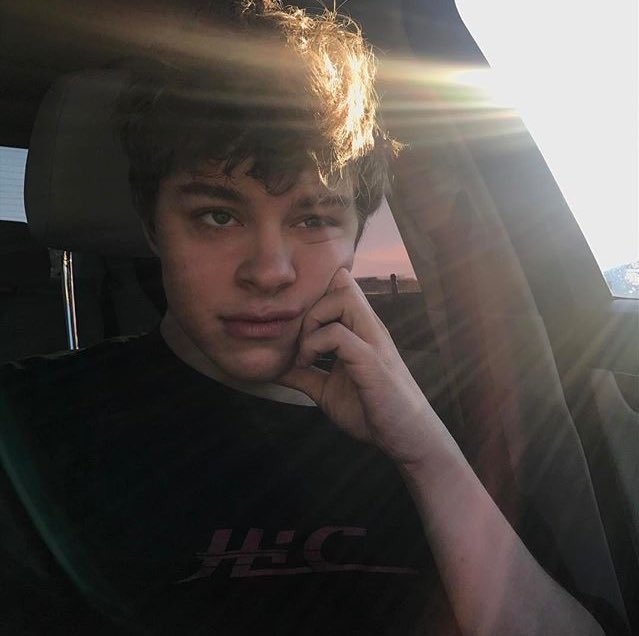 vrpgg's tweet image. - christian akridge.
- simon oweln.
- gay.
- milton.
- @simonrpgriv.