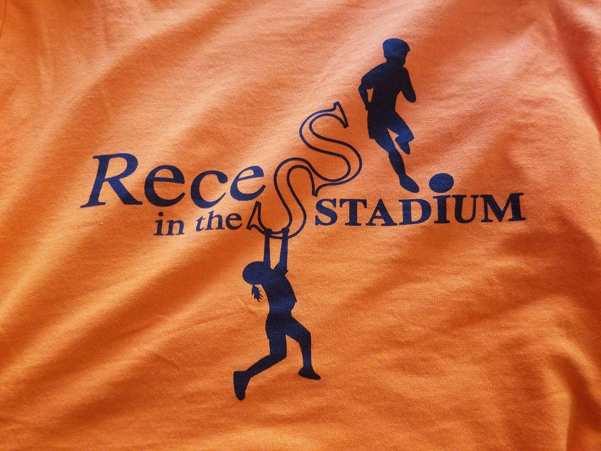 lazer_ray's tweet photo. Amazing time at #RecessInTheStadium today! 5k parents and kids playing outside! @CincyChildrens  @Bengals #ForTheKids #GetActive https://t.co/ud0q8HRfl8
