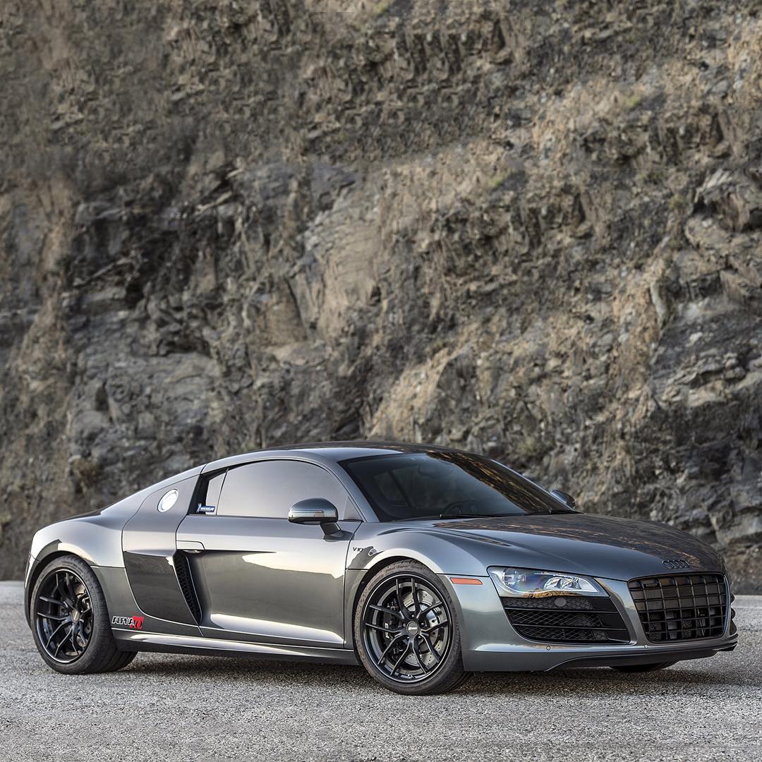 MichelinUSA's tweet photo. Howdy R8. #Michelin #AudiR8 (Photo credit: Drew Phillips) https://t.co/bpxpDMjInh