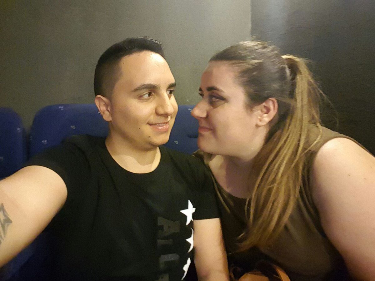 josern95's tweet photo. https://t.co/gjsut9a9Qz  @saritapavon  Te amoo guapa😍😍❤ https://t.co/OHYbdETPTM