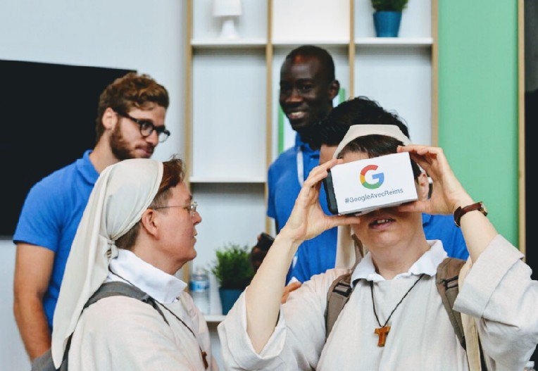 jp_becane's tweet photo. #VR #ForEveryone #GoogleAvecReims https://t.co/tvJxLQW1ej