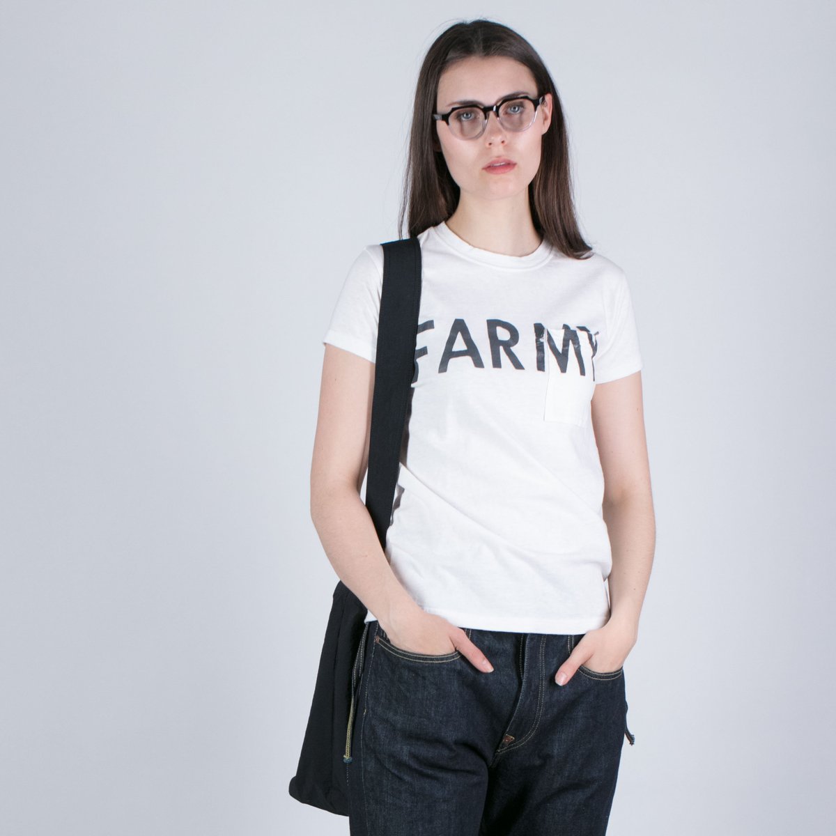 BlueButtonShop's tweet photo. Not Army! Farmy!
#Kapital #FarmyTee
#TorontoStyle | #Sneakers | #menStyle | #RawDenim | #JapaneseDenim https://t.co/mKakFnya9T