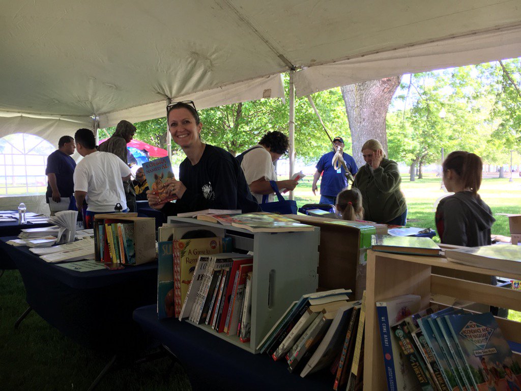 bfarrellrcsd's tweet photo. Reading is knowledge. Knowledge is power. RCSD promotes summer reading. @NYBookDr @RCSDNYS https://t.co/CAVJ7JSkKl