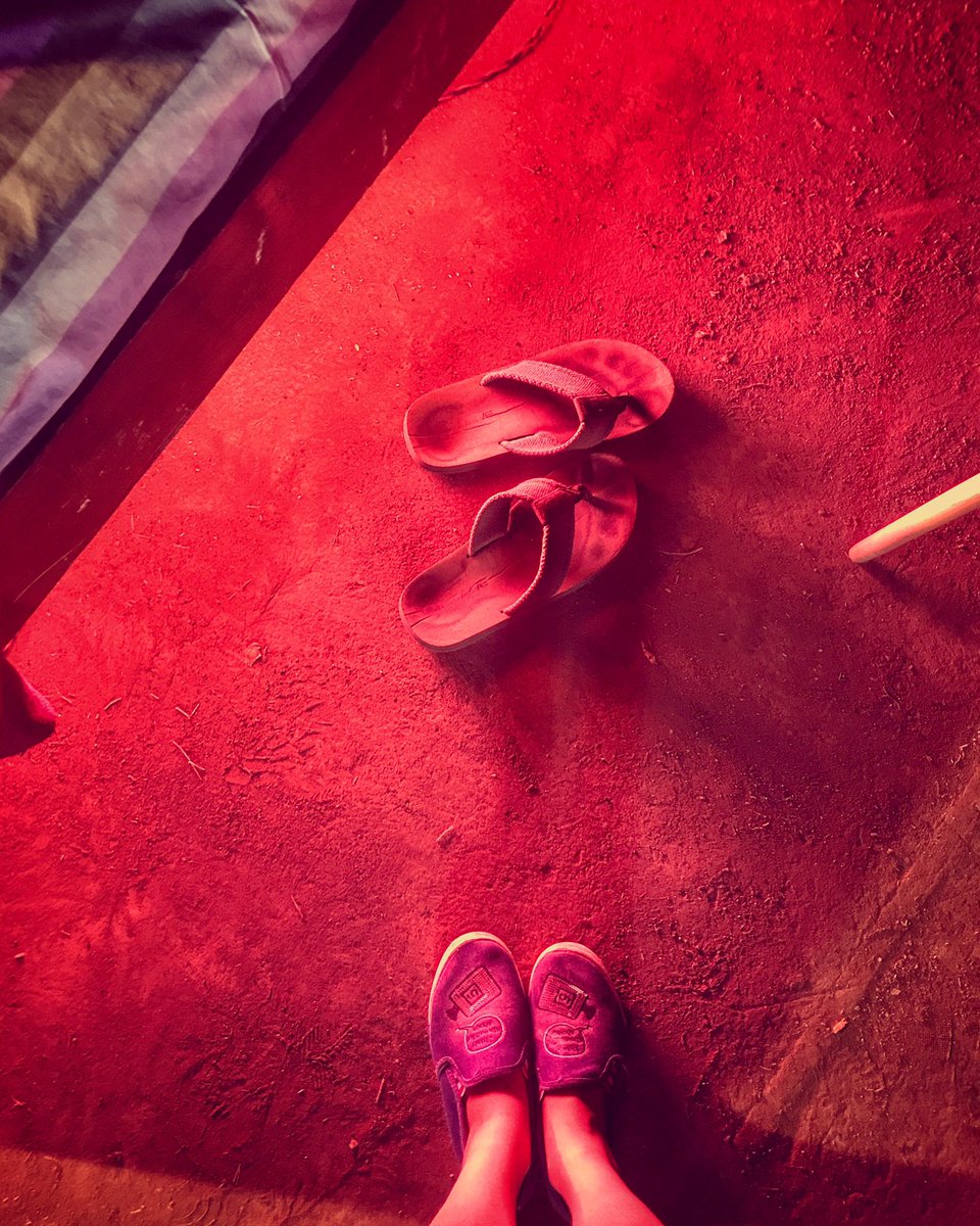 samyuktahornad's tweet photo. #FeetStory #StainedRed
I have a stubborn mad heart and I have got these converse sneakers... I will find you... 🖤
#HornadOkPlease #Run https://t.co/PJeW8jIort