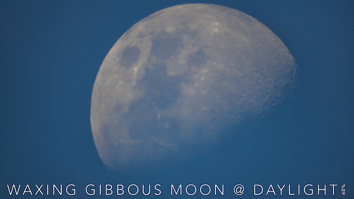 nazame's tweet photo. Waxing Gibbous Moon 68% at Daylight!, fm #JOHOR with Lots of ❤💙💛💜💚

#missionmoon2017 #WaxingGibbous #Cloudy #Tonight #Celestron #SonyAlpha https://t.co/u6JfqnasNK