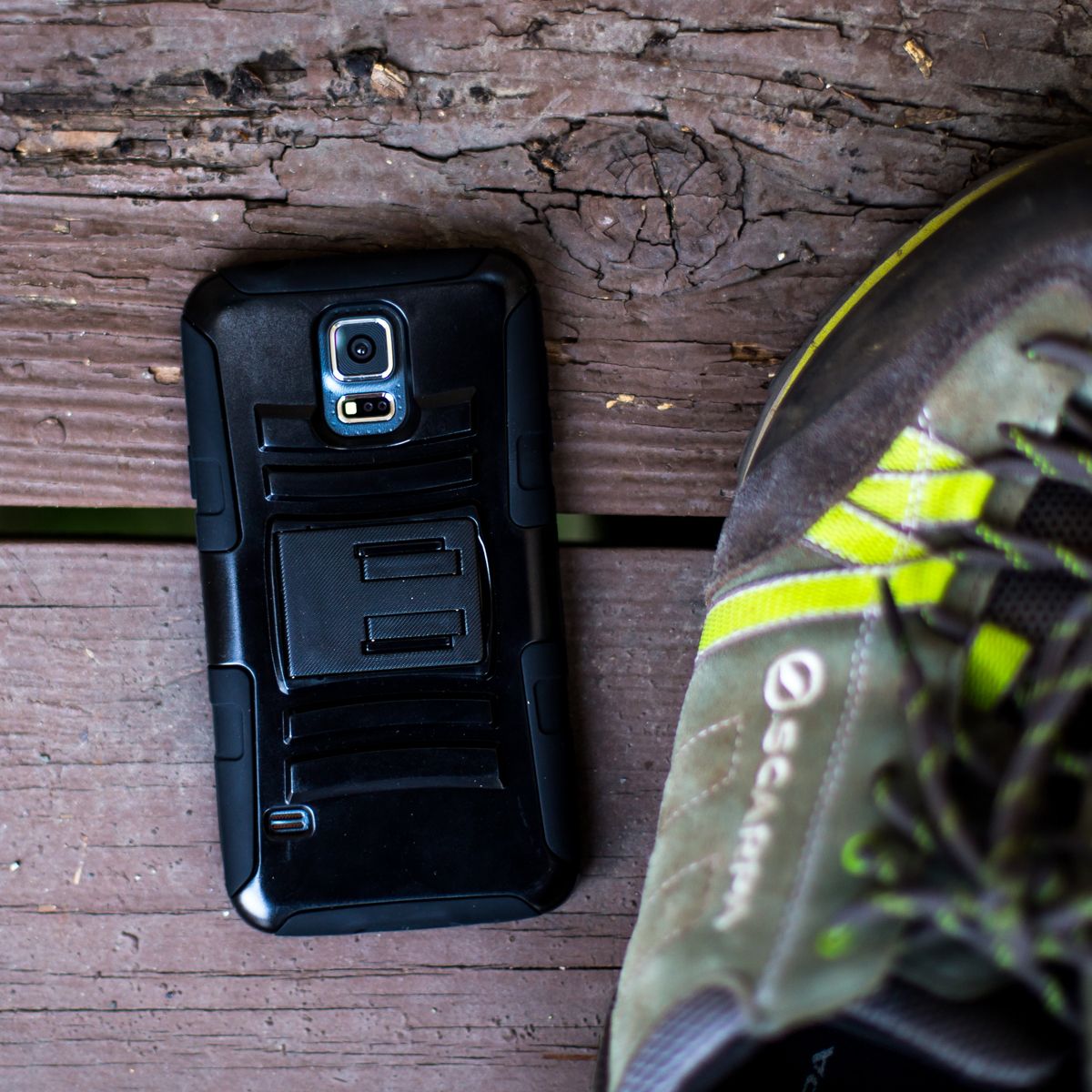 CellOutfitter's tweet photo. We know smartphones can be an investment, so be sure to get a case that protects it from life's mishaps. 
Get yours: https://t.co/vspDaqq6Oi https://t.co/tGYWmWB6Ju