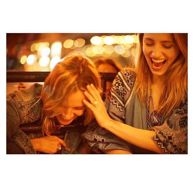 DiAgronBR's tweet photo. 📸| Dianna Agron postou essa foto em seu Instagram com a legenda "Never can say goodbye 👋🏼" https://t.co/RRHPhOa6tD