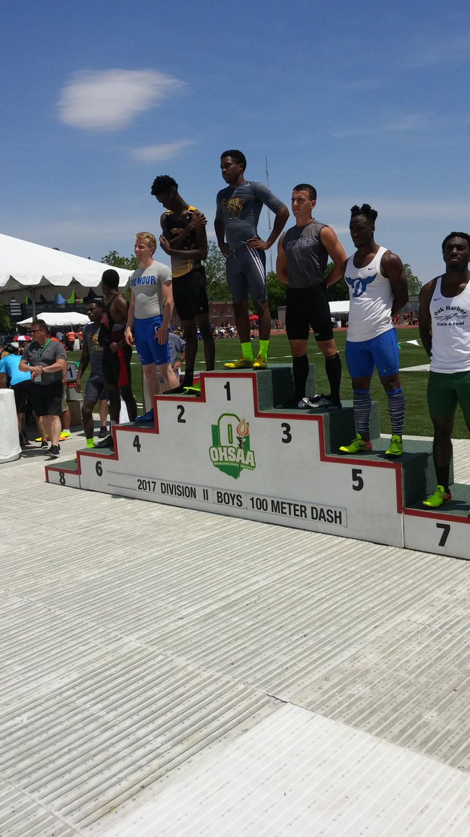 <a href="/GALancerAD/">Gilmour Athletics</a> #NHtrack Dylan on podium