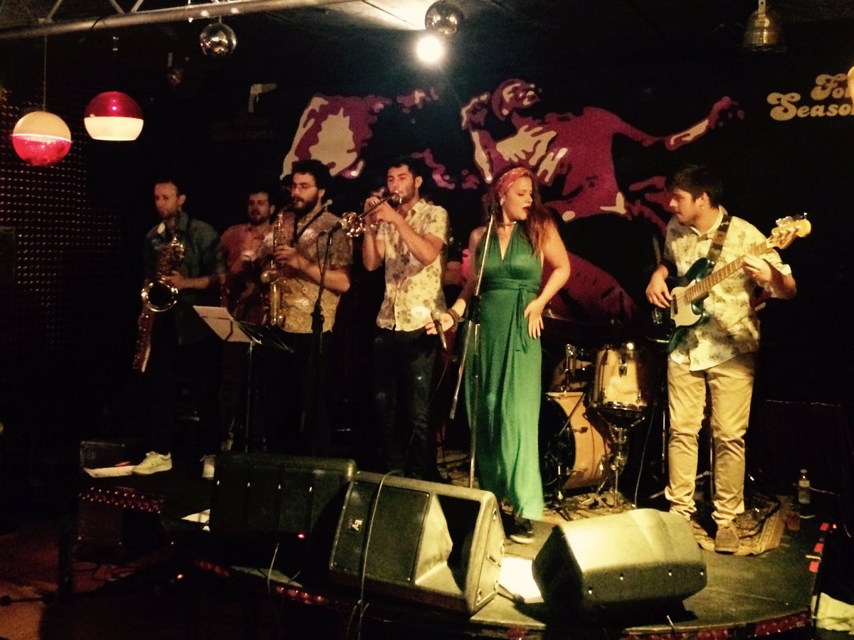 .<a href="/titopontet/">Tito Pontet</a> presenta #Candela 🔥 a <a href="/FourSeasonsClub/">Four Seasons Club</a> de #Castelló. Ritmes jamaicans i cadències llatines des d'Alcoi fins La Plana Tropical 🌴