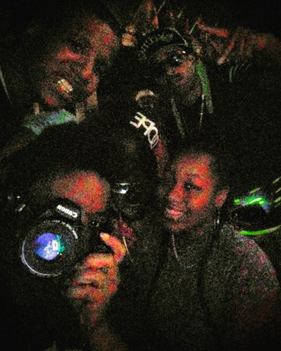 Shades_Magazine's tweet photo. tretothebo 901beatz
freemindx901 @ivlent @jAyLeN_b @Shades_Magazine @cottonsilkrec ..#IVLeague #ShadesMagazine #CottonSilkRecords..🔮👽🎤🎶🎬🎥📷 https://t.co/TEwsJMtsJM