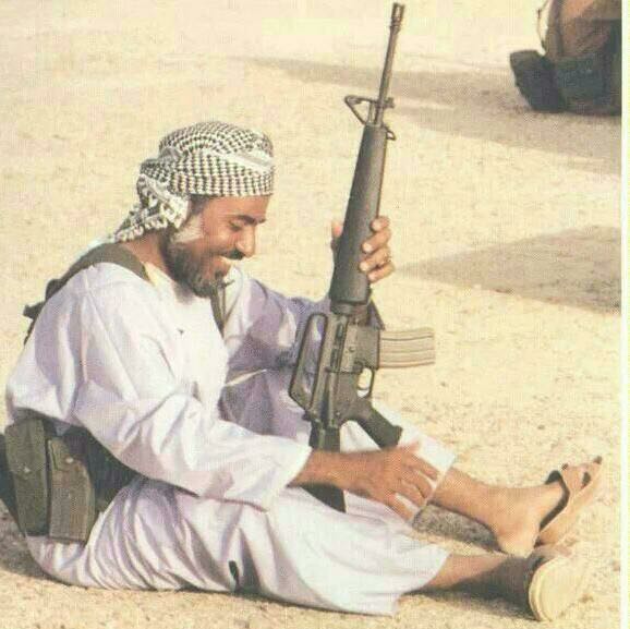 عندما نرى العداوة التي حلت بالأشقاء تزداد ثقتنا بهذا الرجل العظيم وبسياساته الرزينة التي أبعدنا بها عن الصراعات  

# رعاك الله بن سعيد