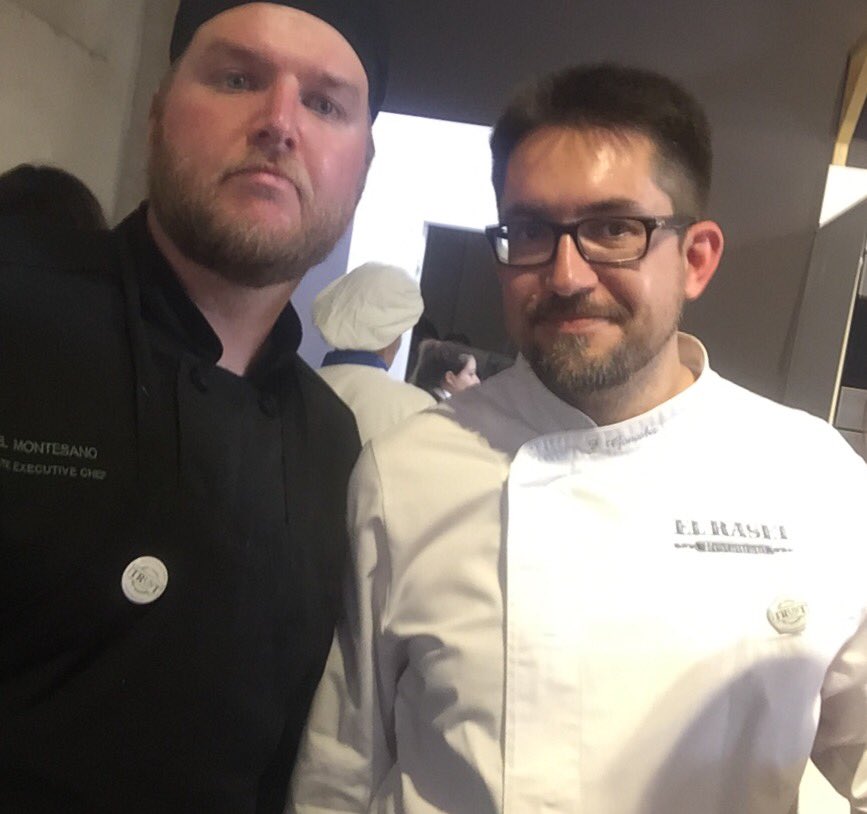 TRusT_TGINT's tweet photo. #golagolafestival #golagola #Tucson #Denia #cookingshow https://t.co/8DV6DY5N8v