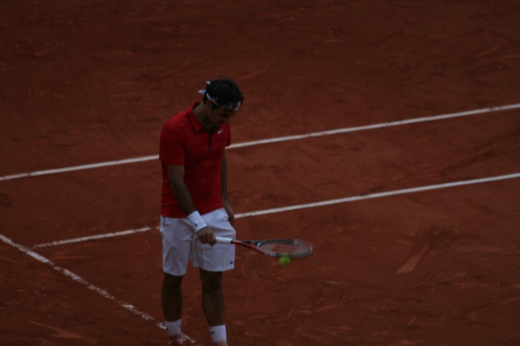 gaston_tennis's tweet photo. 6 years ago, @rogerfederer made me live one of the strongest emotion of my life, surreal feeling. #fingerwag #RG2011 #neverendingstory #GOAT https://t.co/473z4P3Fcm