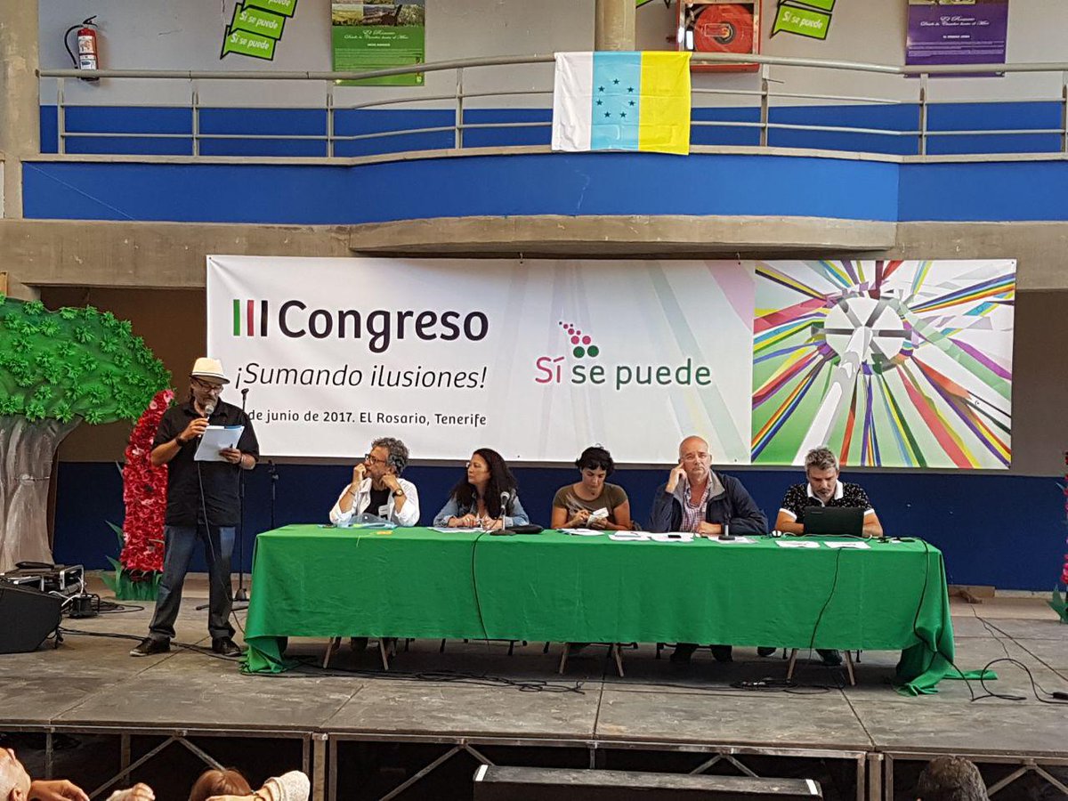 Nuestro compañero Jaume Turón, de @SisepuedeLG, lee el saludo de Iniciativa per Catalunya Verds (ICV), <a href="/iniciativa/">Iniciativa</a> en el #IIICongresoSSP.
