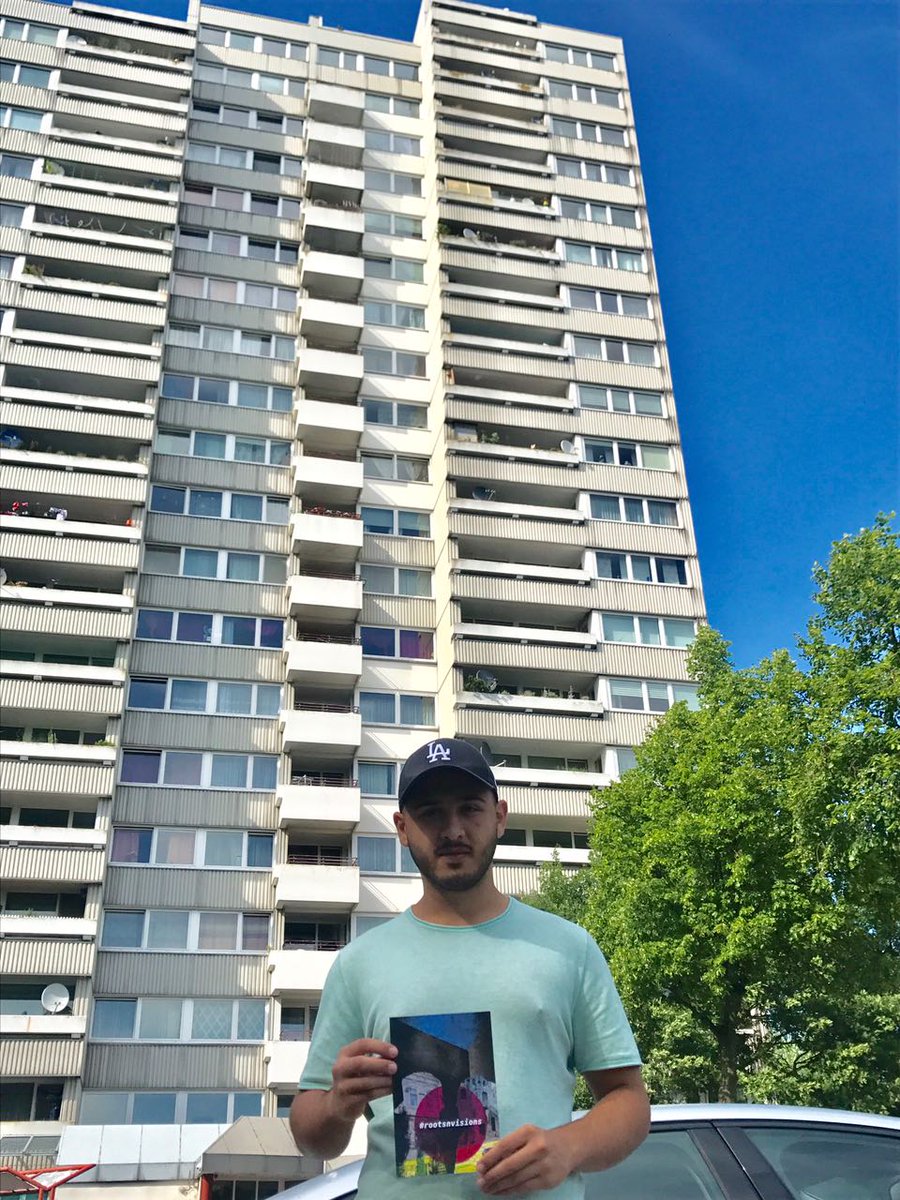 rootsnvisions's tweet photo. Tenever & Blockdiek at its best - summerday 325
#tenever #blockdiek #streetwork #jugendarbeit #urbangardening #tonstudio #freiziblockdiek https://t.co/91IGGz9CtV