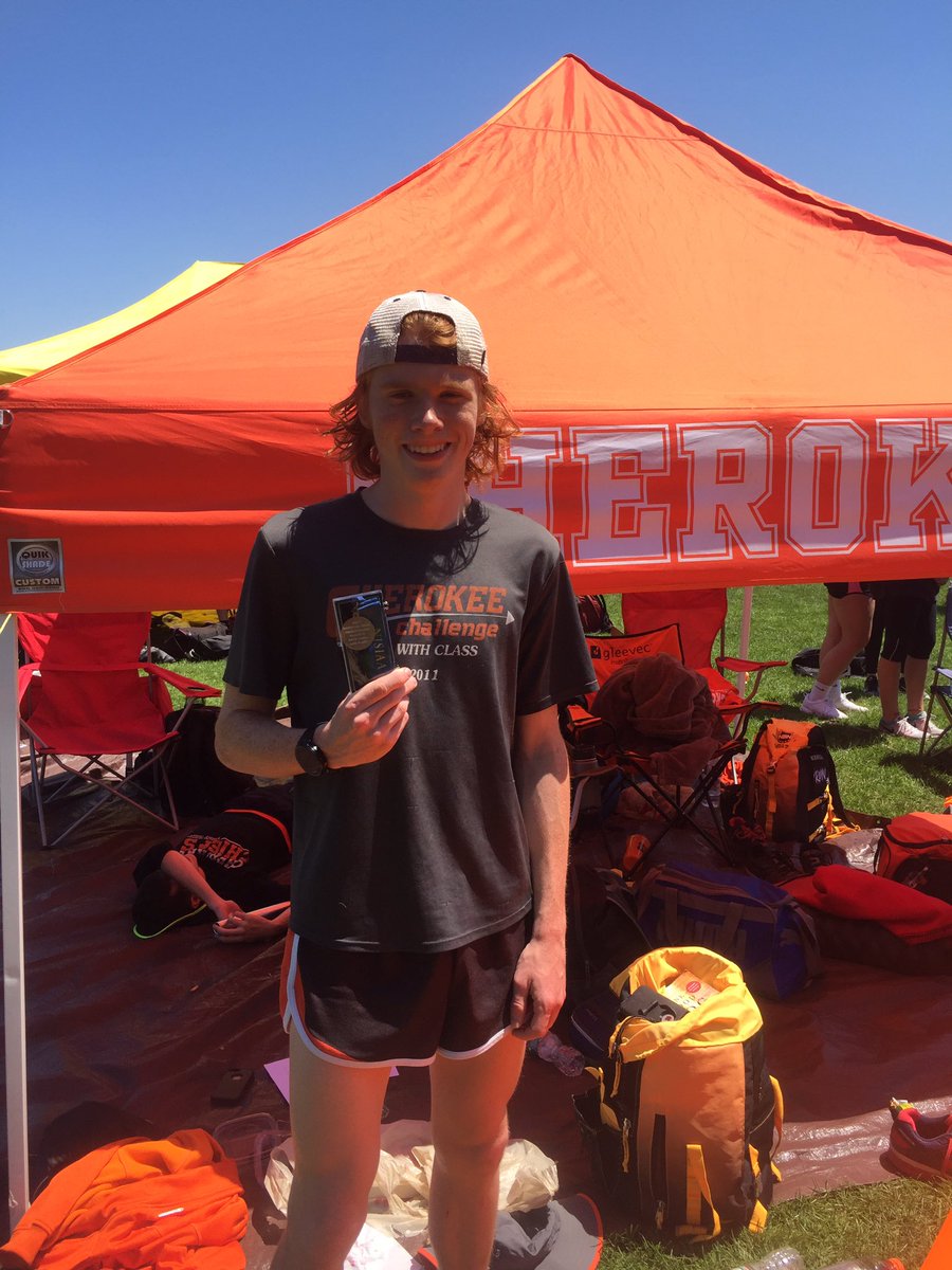 Cherokee_HS's tweet photo. Nick Falk finishes 4th in the State Group IV 3200m in 9:19.72. He moves on to the season-ending Meet of Champions.  
YOU make us proud Nick🔸 https://t.co/8H9VNGTCDo