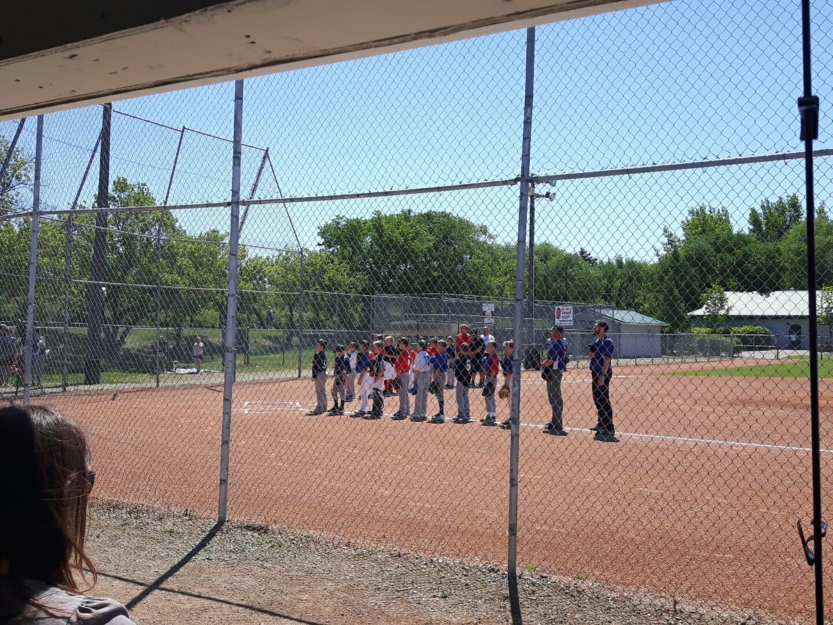 BaseballKnll's tweet photo. And the first game begins. https://t.co/jUtrZ3Md9z