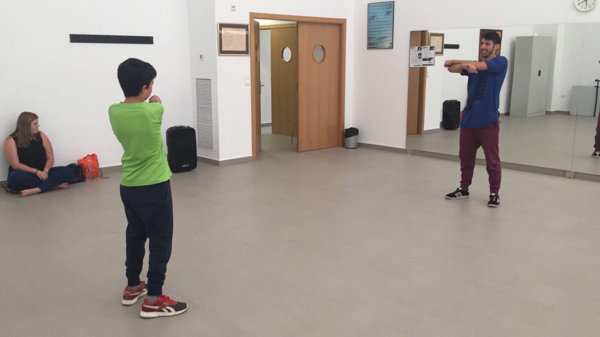kbzojoven's tweet photo. Otra tarde de actividades programa #kbzojoven, a pesar del calor, en el Centro multiusos de @CabezodeTorres para #jovenes #murcia https://t.co/lh7WAaqGdE