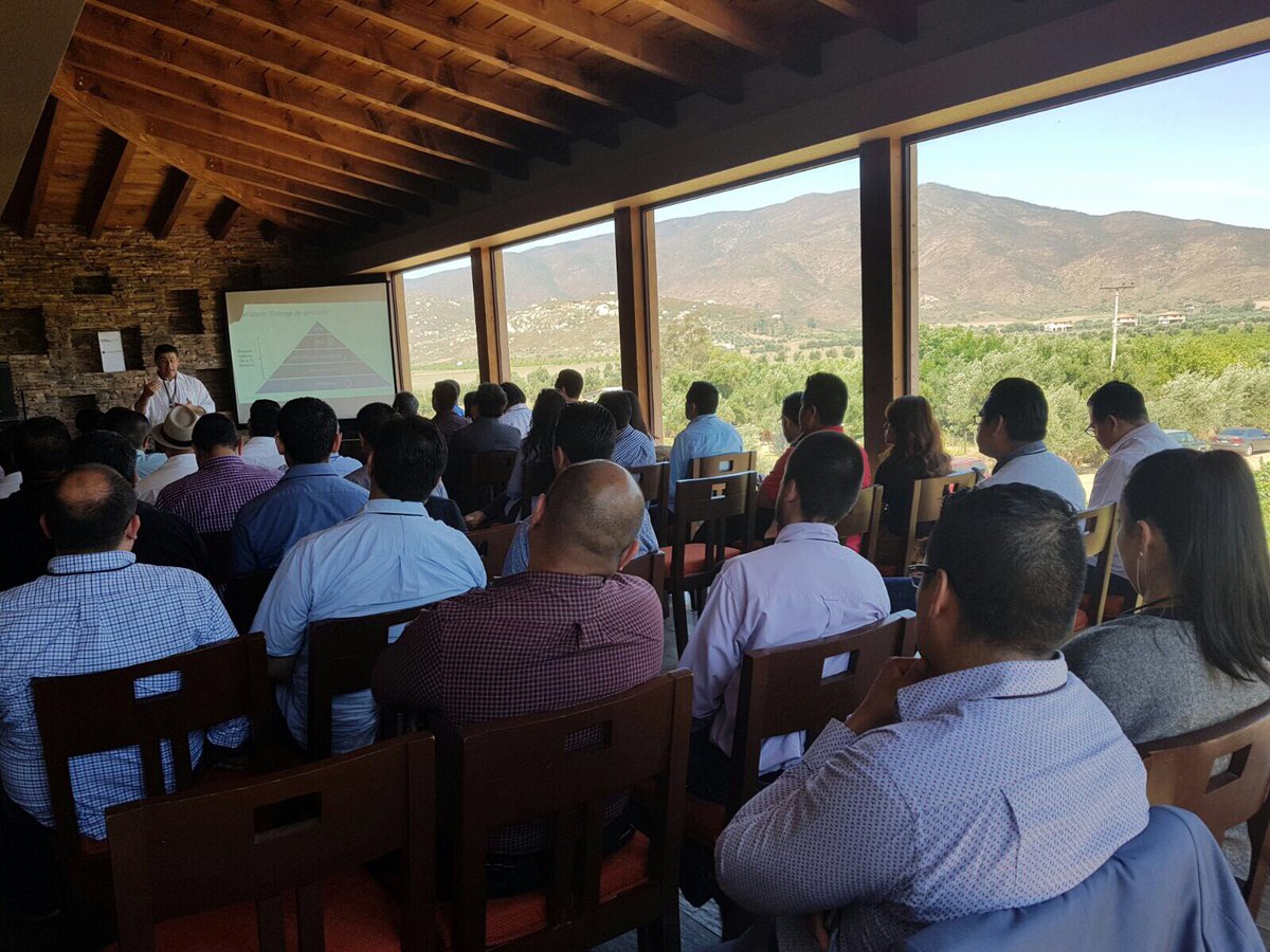 carlachavezglez's tweet photo. Perfecto maridaje entre @DellEMCMX y @AvitSoluciones para llevar a los clientes en el recorrido de la Transformación de IT por El Cielo https://t.co/12Vk3F7Kmc