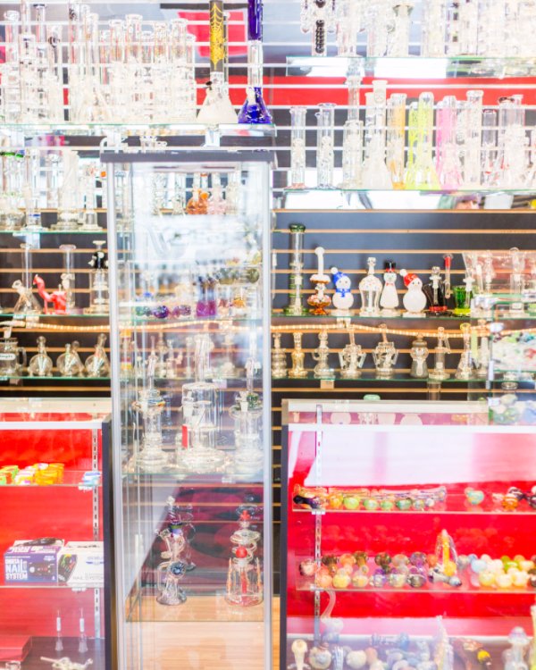 Hotbox Smoke Shop Twitter