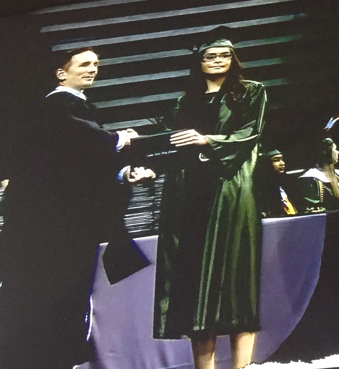 sheanna_d's tweet photo. @sheanna_d @lhs_cosmo #CPHSgraduation #COSMOGRAD #Classof17 😘😘😍😍❣️❣️❣️ https://t.co/CJqFBXScgv