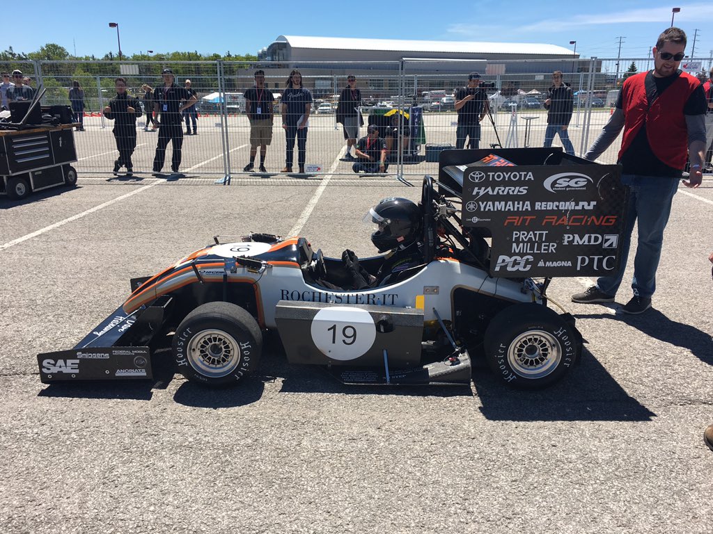 rit_racing's tweet photo. Currently finishing a track walk, then getting ready for afternoon auto cross @FormulaNorth! #RITracing #RochesterIT #FormulaNorth #AutoX https://t.co/uhqe1A3bDC