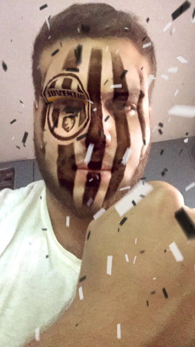 gianficianca's tweet photo. VAMOS JUVE #ChampionsxFOX  #UCLFinal  #VecchiaSignora https://t.co/BRmriOvYt0