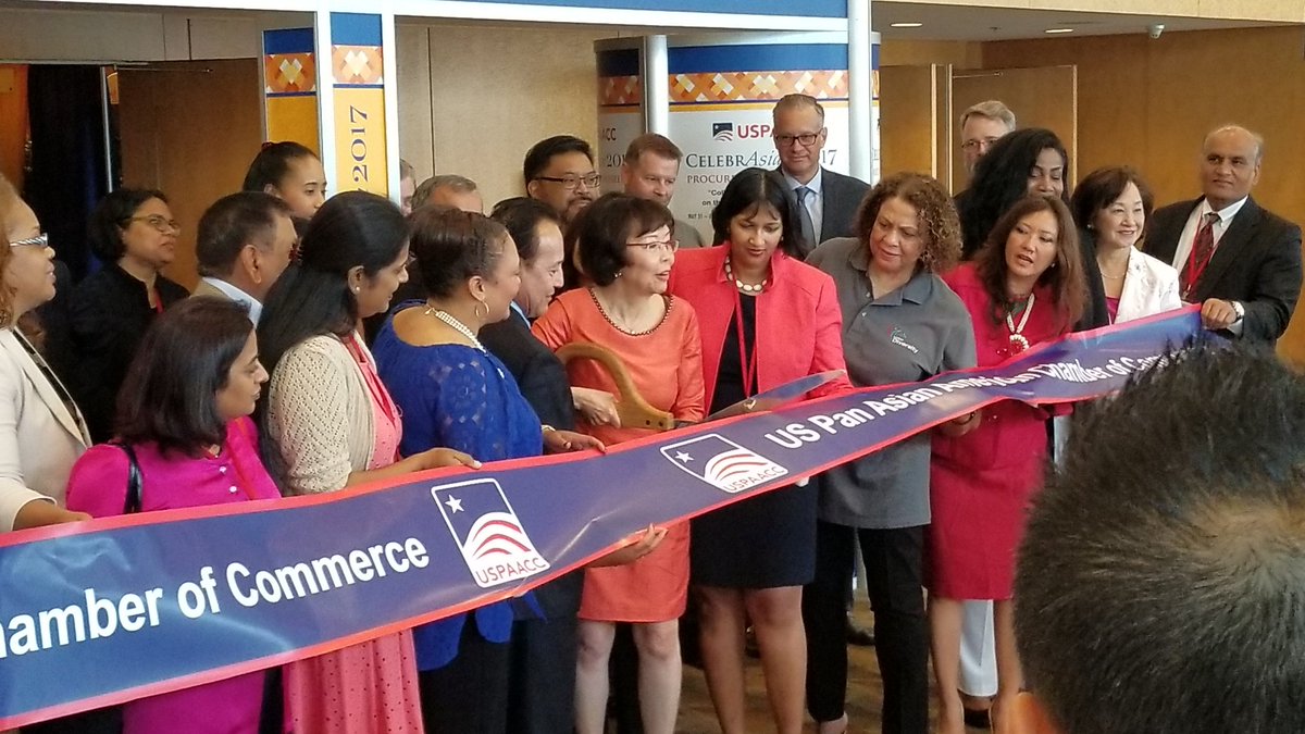 NayakVinny's tweet photo. Susan Au Allen cuts the ribbon to kick off the Expo @USPAACC_EF #celeb17 https://t.co/t2xWzfBtvo