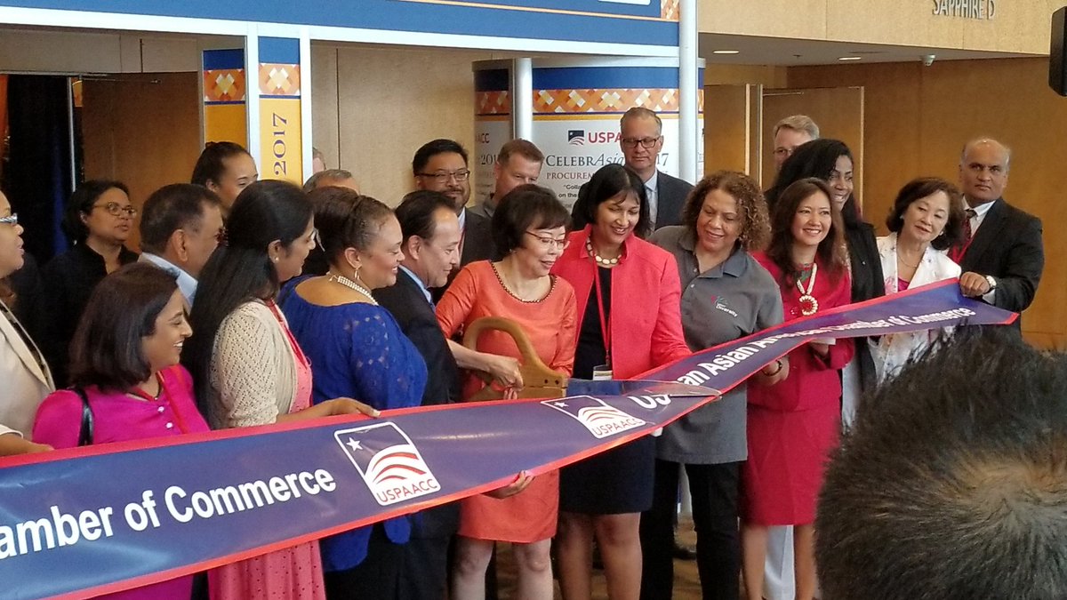 NayakVinny's tweet photo. Susan Au Allen cuts the ribbon to kick off the Expo @USPAACC_EF #celeb17 https://t.co/t2xWzfBtvo