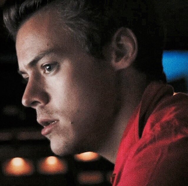 hrystlt's tweet image. Es que son tan hermosos! 
#VeranoMTV2017 Harry Styles
#MTVAwardsStar One Direction