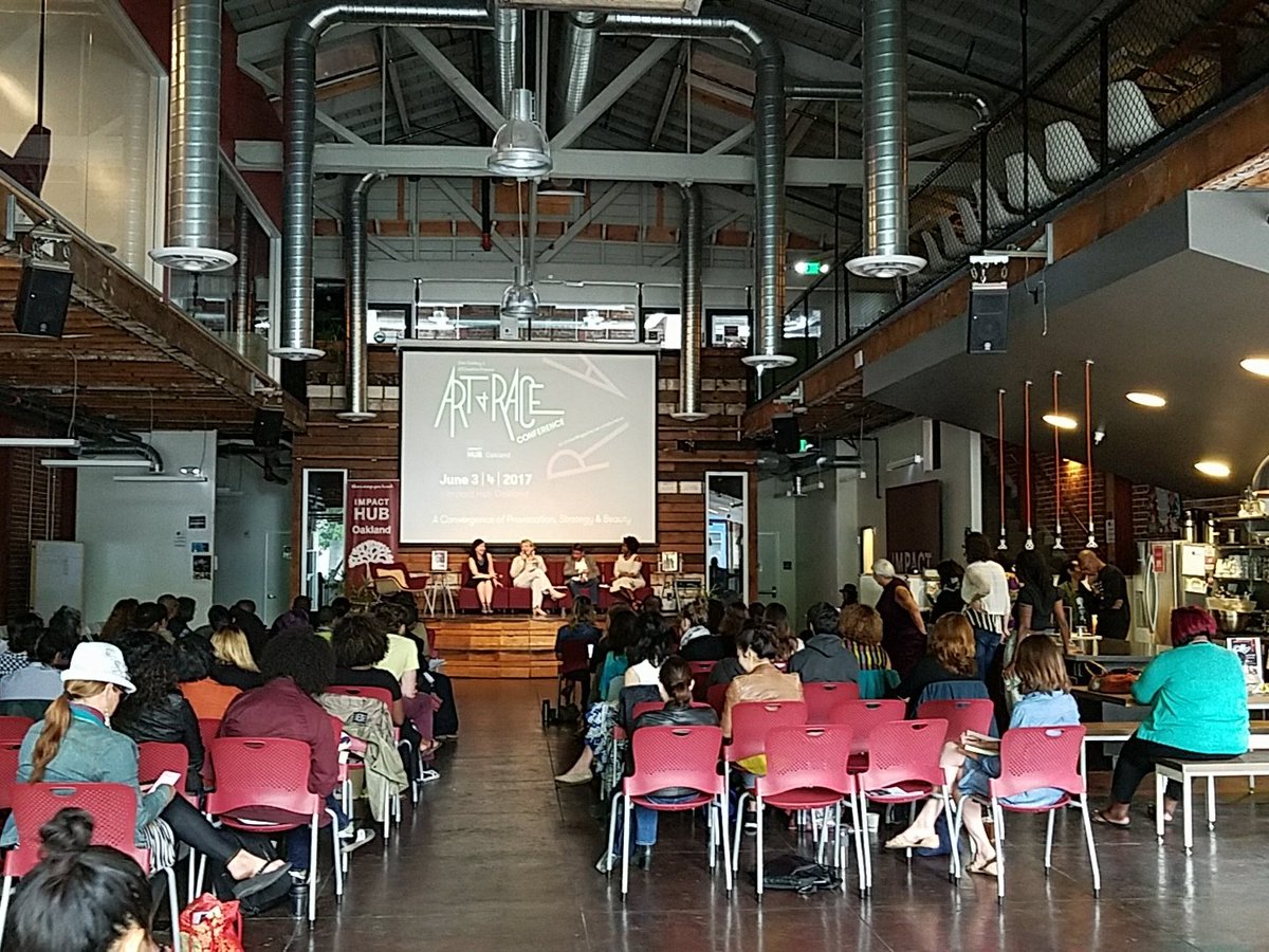 streetscapes_KC's tweet photo. @ImpactHub_OAK https://t.co/NoS0GqFNy8 conference @missanyka showing up for philanthropy + race  with  #robertobedoya #oakland @usartsdept https://t.co/ZKGbzATYur