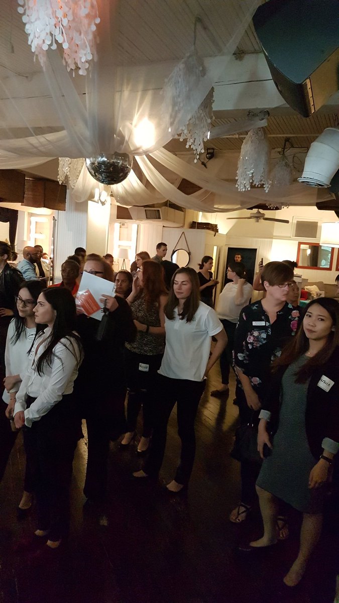 CPsocialimpact's tweet photo. Thank you to all of the #volunteers that came to #CraftYourChange @VolunteerTO #socialimpact #professionalvolunteers https://t.co/DOnU5IveMl