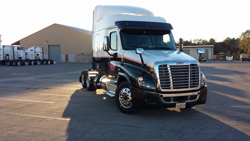 DavisExpress's tweet photo. Davis drivers, where are you headed today? #DavisExpress #Trucking https://t.co/Sr6mPZf8Vb