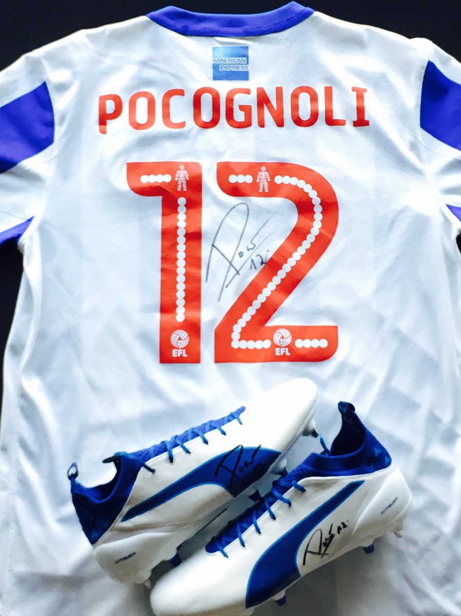 Who is watching #UCLFinal ?Retweet, predict scorers and final score and you can win a #Poco12 signed shirt and football boots ! Good luck! 😉
