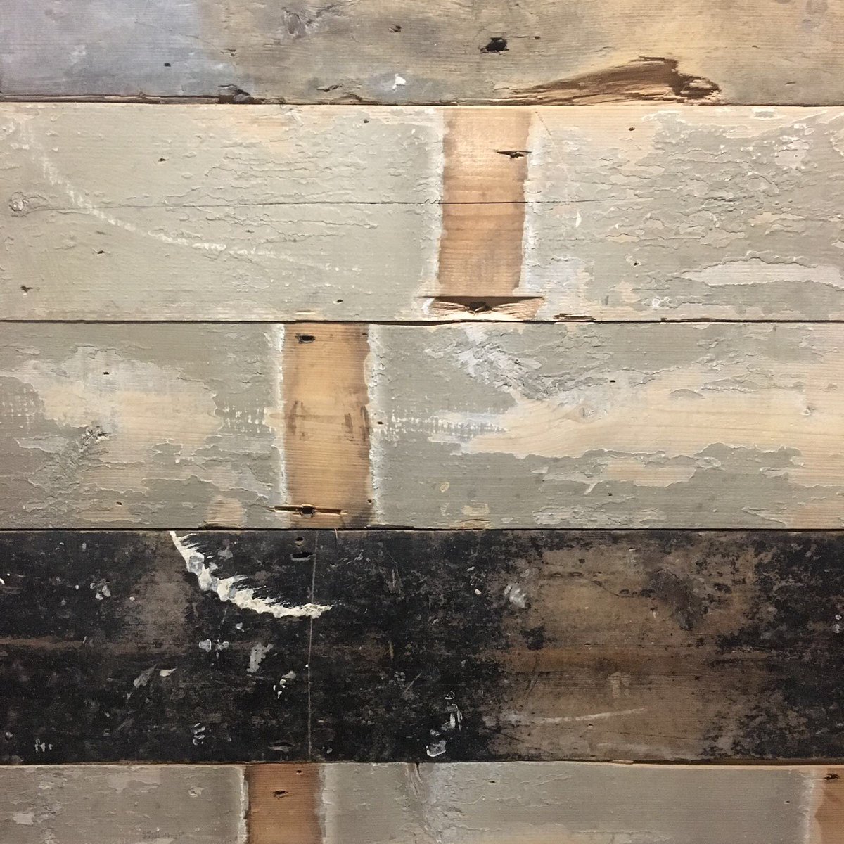 unknownwatches's tweet photo. Patterned wood in restaurant locations. #myUNKNOWN #LondonLife https://t.co/UJuCi9GGO0