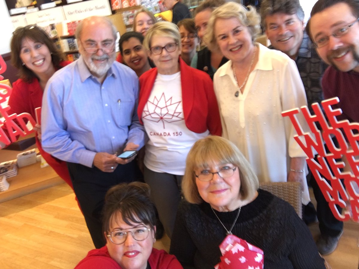 ChaptersRegina's tweet photo. Local author festival #canada150 #indigogreenroom https://t.co/aNX5sP2d3d