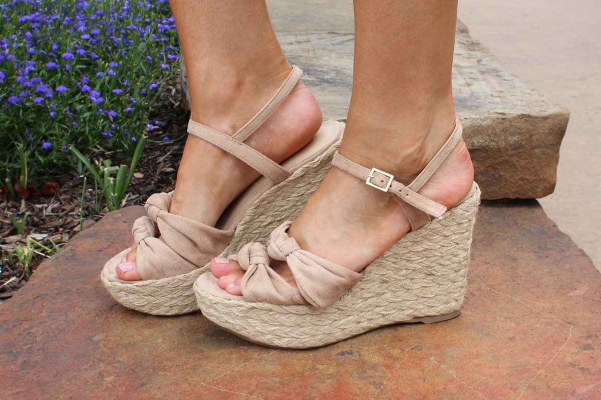 impressionsfay's tweet photo. #shoes We have the cutest wedges in stock! https://t.co/lUE1MKVxyD