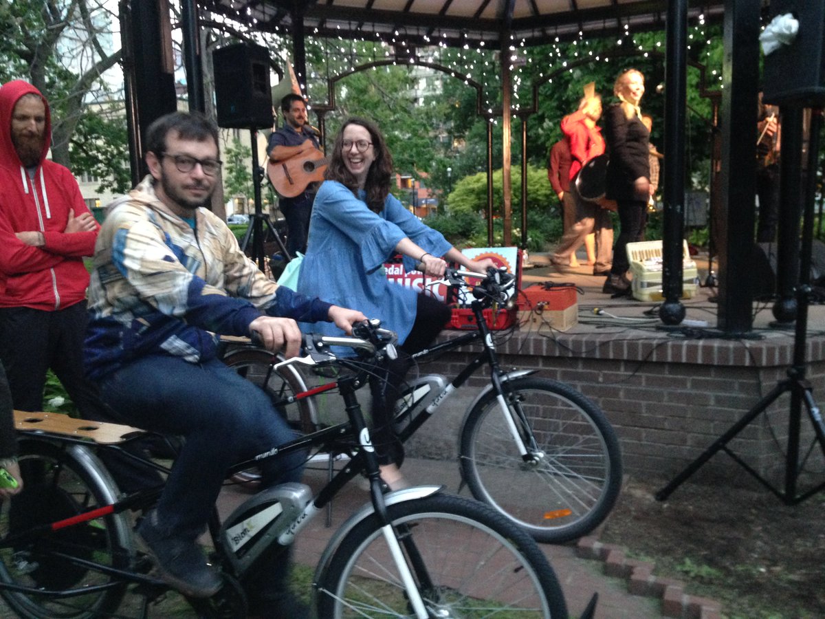 OldTownToronto's tweet image. Thanks to the @Lemonbucket Orkestra for kicking off Music in St. James Park Thursday night with a fabulous bike powered concert.  So fun!!!