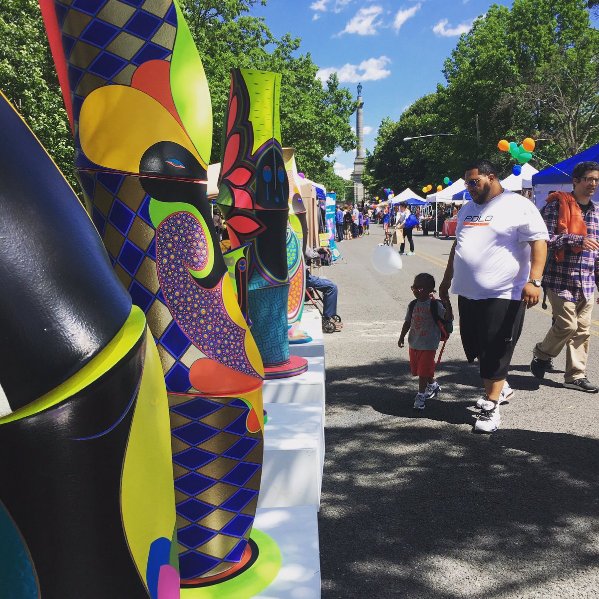 myphillypark's tweet photo. Great day at @WPCultural's #WestParkArtsFest. Beautiful totems by #ClaesGabriel through #FPCArts. Come over to West Fairmount Park til 5pm https://t.co/qGLgyQlQEO