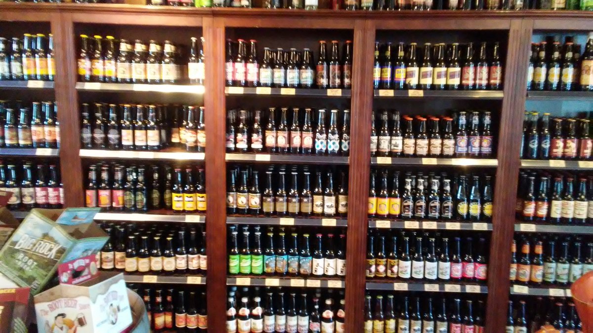 ChugsRootbeer's tweet image. We're close to full stock on most #rootbeers! Come visit us! #Lynnwood #chugsrootbeer