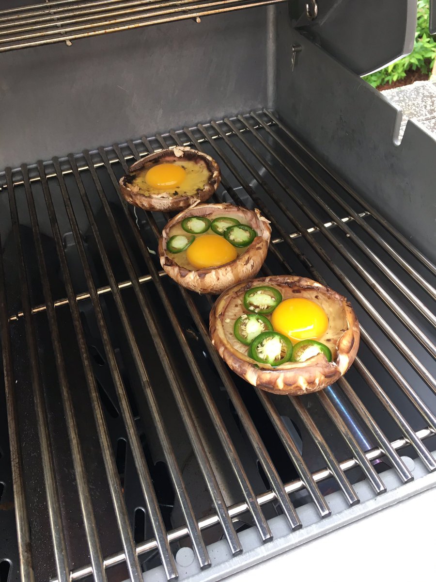 mrnattyj's tweet photo. #day0027 morning grill @WeberGrills https://t.co/9GLLnAMiIc