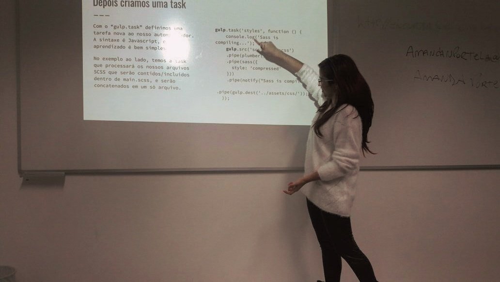 laislima_dev's tweet photo. Hoje dei a minha primeira palestra #netcoders #netcodersladies https://t.co/EMpz55nhD7