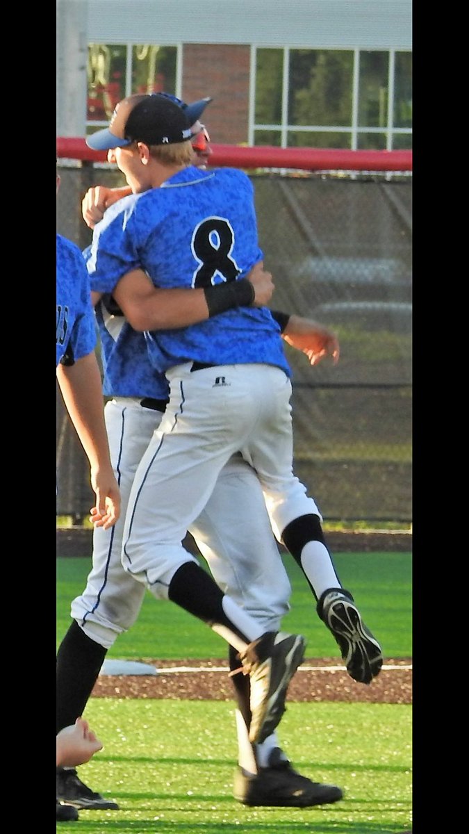 haleyclanof6's tweet photo. #UILPicMe Catch me if you can at State! https://t.co/rjPrZjmQeM