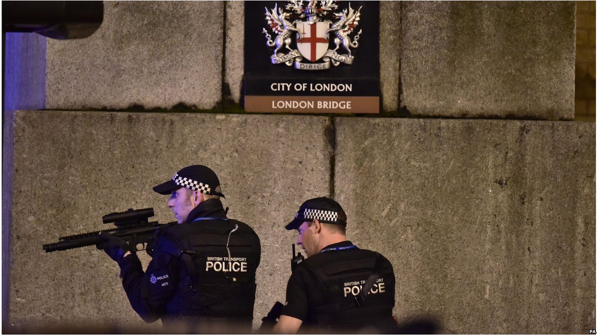 BBCNews's tweet photo. Latest updates from #LondonBridge and #BoroughMarket, as police confirm they're being treated as terrorist incidents https://t.co/J7SjiKSuKh https://t.co/gM9U0NH4fO